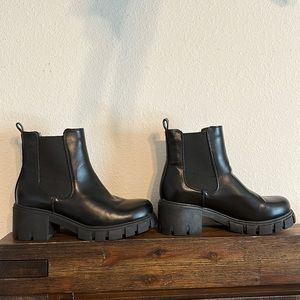 Madden Girl Boots
